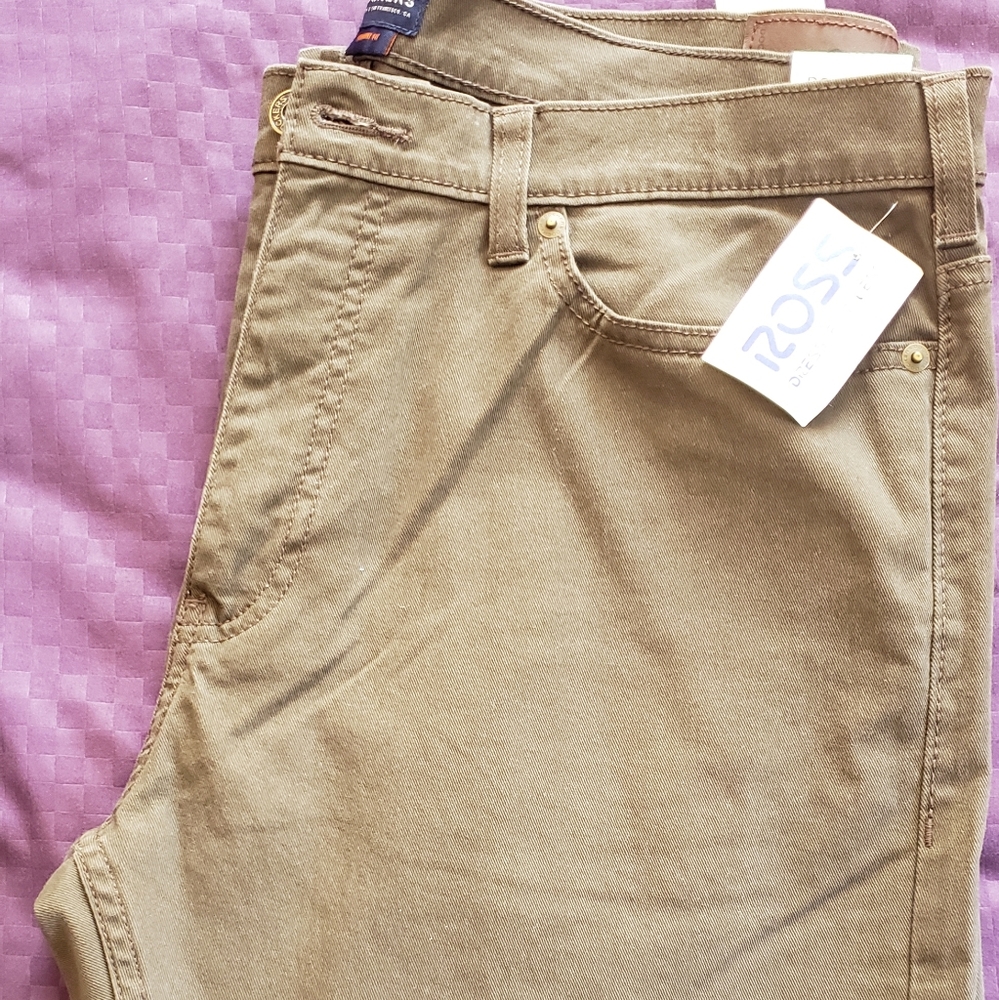 NWT Dockers Khaki 34x29